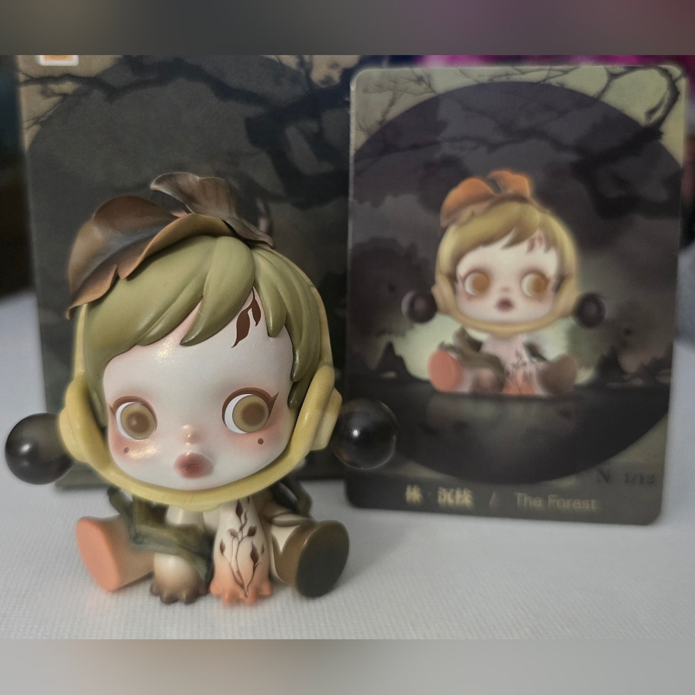 Skullpanda Ink Plum Blossom Series Figures  "The Forest" - Picture 2 of 9